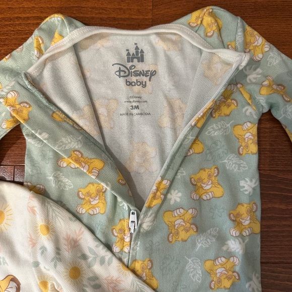 Disney Baby Lion King One-Piece Footed Pajama Bundle - Picture 5 of 5